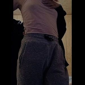 Meet your Posher, Emmy